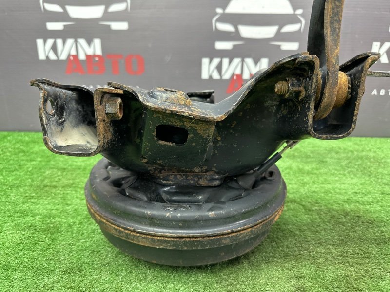 Кулак поворотный Ford Focus 2