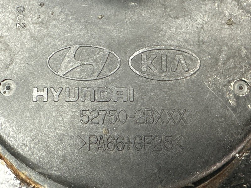 Щит тормозного диска Hyundai Santa Fe 2