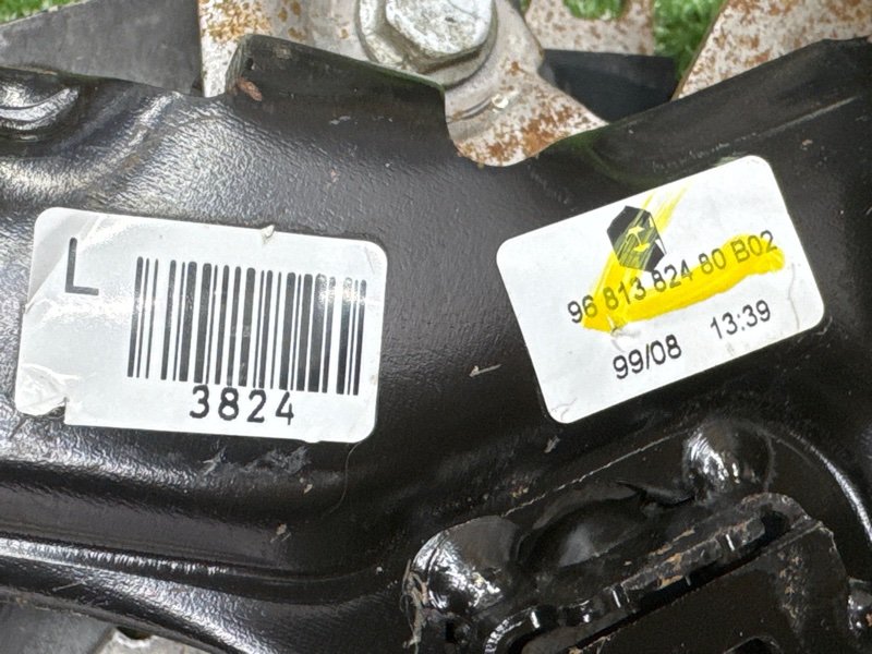 Педаль Peugeot 308