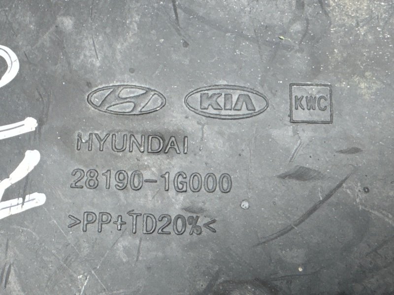 Резонатор воздушного фильтра Kia Rio 2
