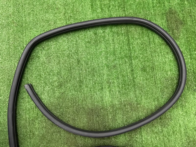 Уплотнитель проема двери LIFAN X60