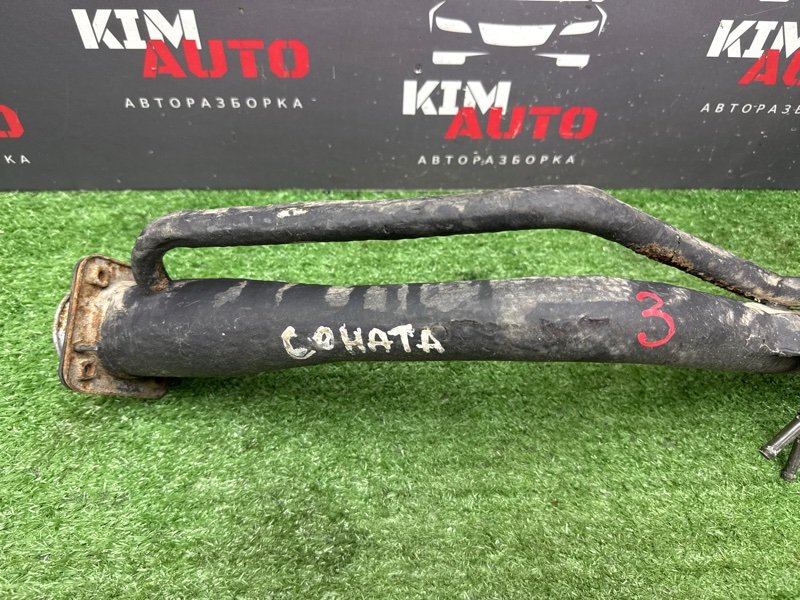 Горловина топливного бака Hyundai Sonata 4 EF