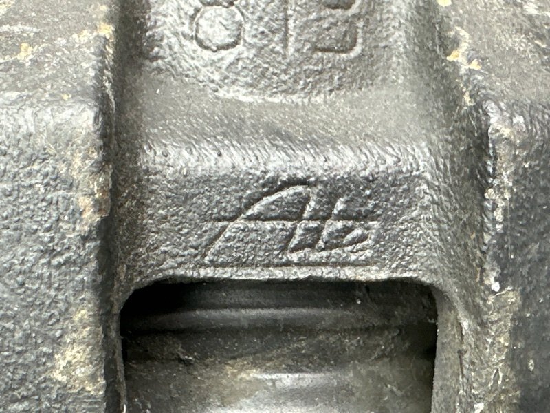 Суппорт тормозной Ford Focus 2