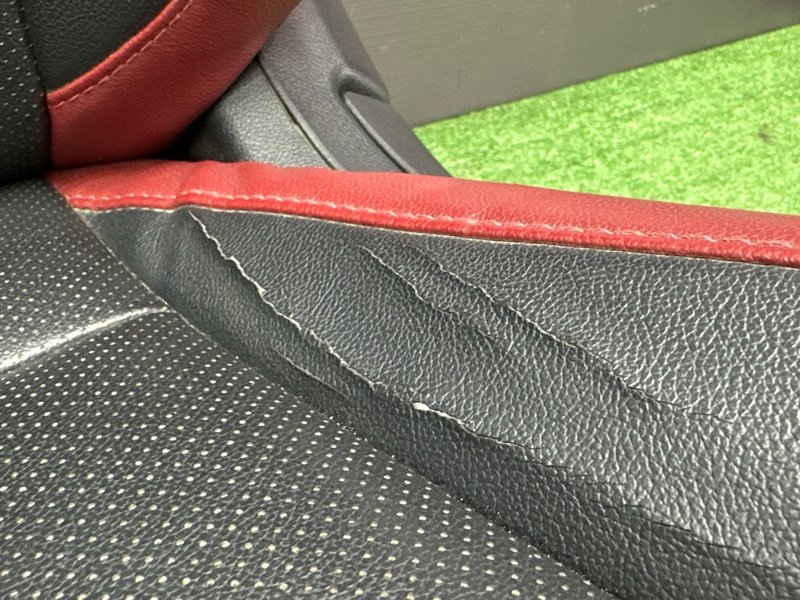 Сиденья передние комплект Kia Rio 4 2019 FB