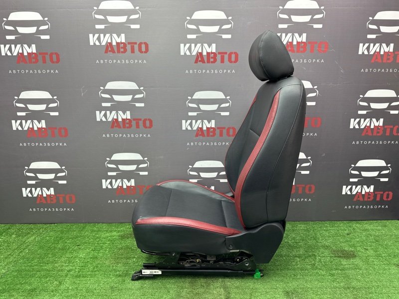 Сиденья передние комплект Kia Rio 4 2019 FB
