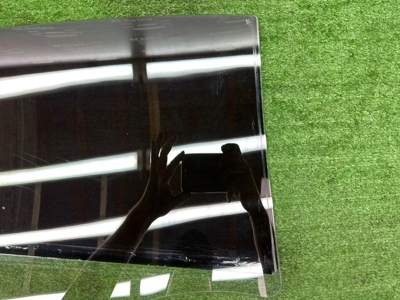 Стекло двери Kia Rio 4 2019 FB