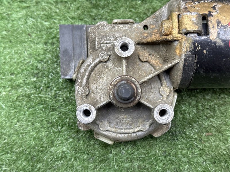Моторчик стеклоочистителя Fiat Doblo
