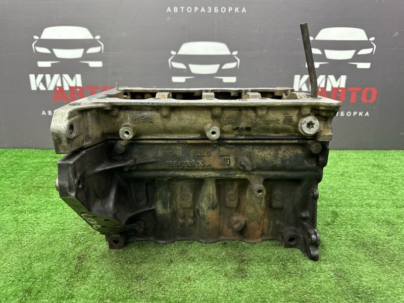 Блок цилиндров Opel Corsa D