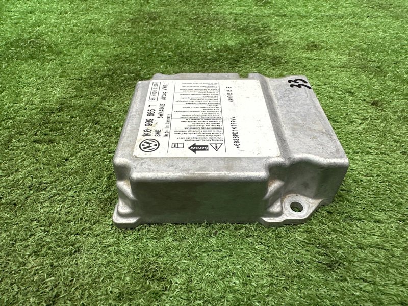Блок управления AirBag Skoda Octavia A5