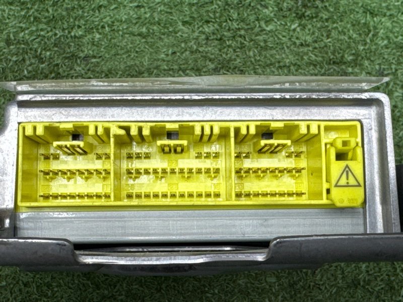 Блок управления AirBag Mitsubishi Lancer 9