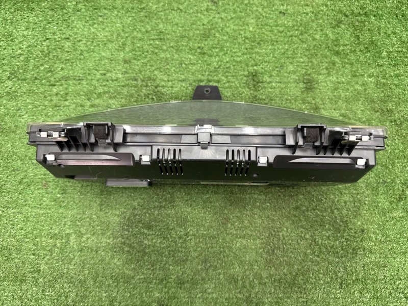 Панель приборов (щиток) Land Rover FreeLander 2