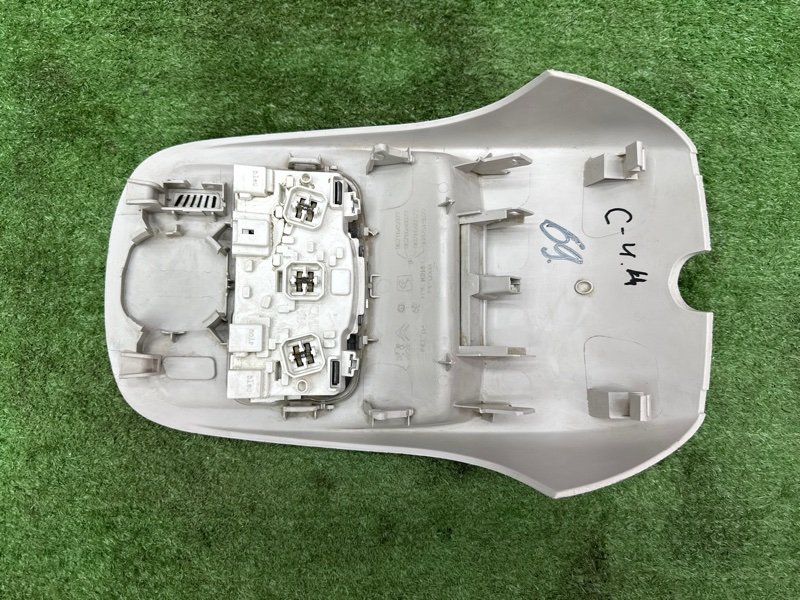 Плафон салонный Citroen C 4