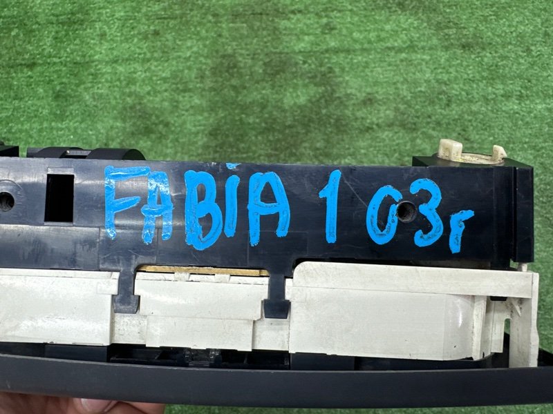 Блок управления отопителем Skoda Fabia 1