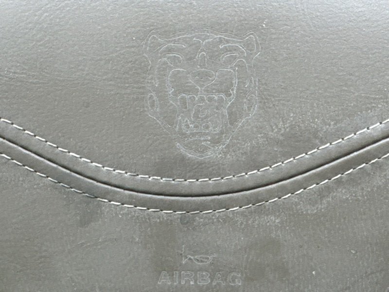 Подушка безопасности в руль Jaguar S-Type