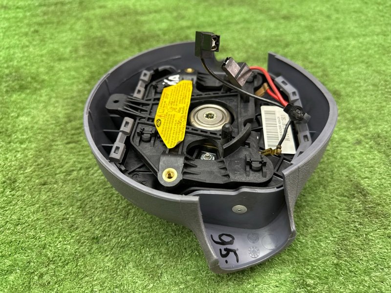 Подушка безопасности в руль Ford Ka