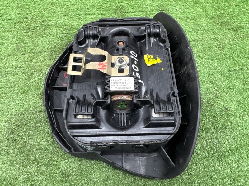 Подушка безопасности в руль Renault Laguna 2