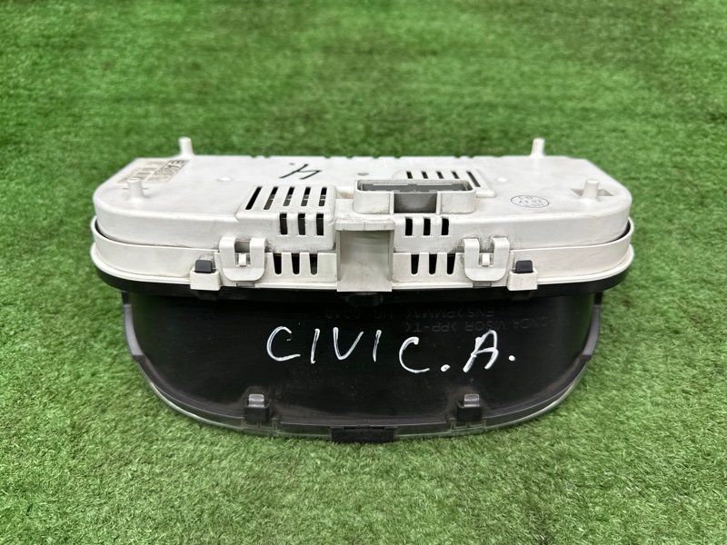 Панель приборов (щиток) Honda Civic 4D