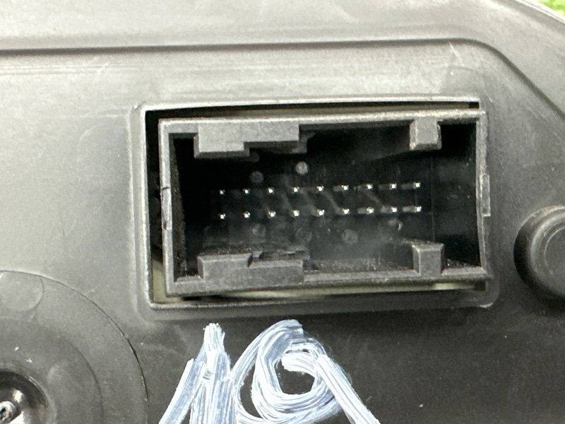 Панель приборов (щиток) Peugeot 307