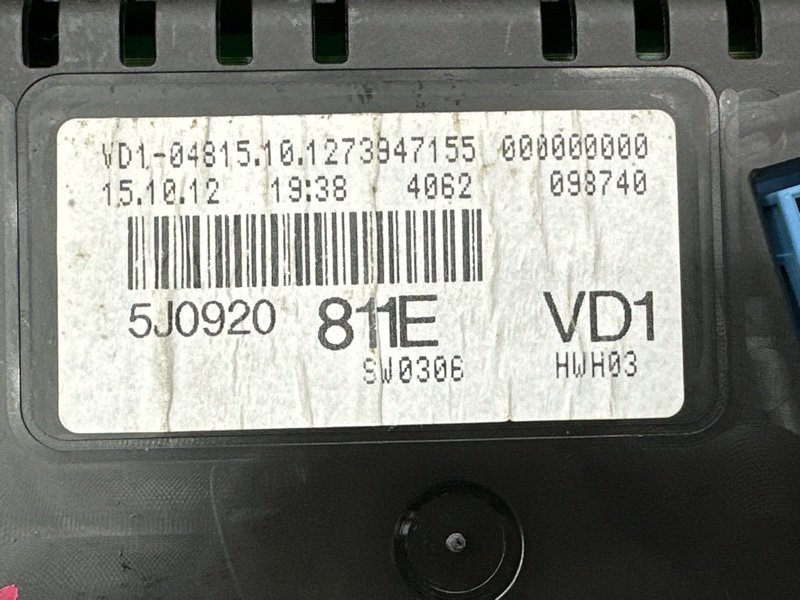 Панель приборов (щиток) Skoda Fabia 2