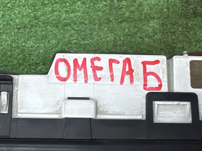 Панель приборов (щиток) Opel Omega B