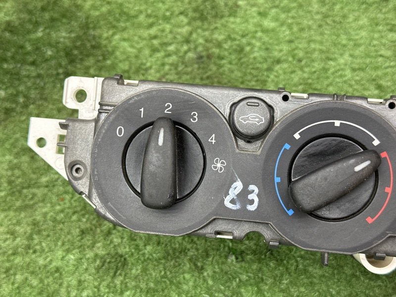 Блок управления климат-контролем Ford Focus 2