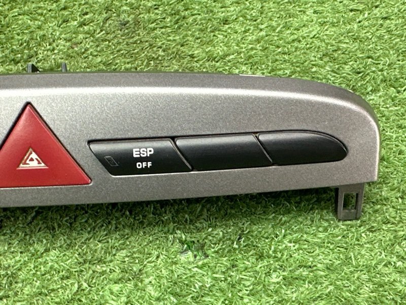 Блок кнопок Peugeot 308