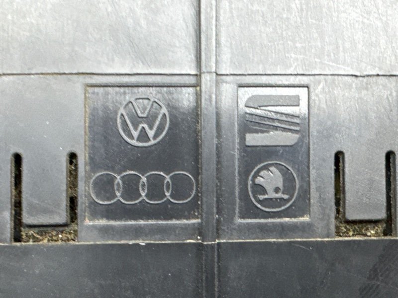 Блок управления светом Volkswagen Passat B5