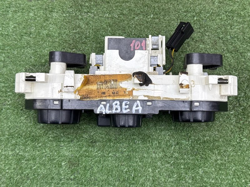 Блок управления климат-контролем Fiat Albea