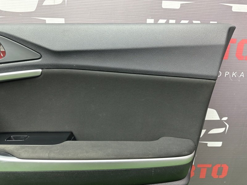 Обшивка двери Kia Ceed 3 2018 CD
