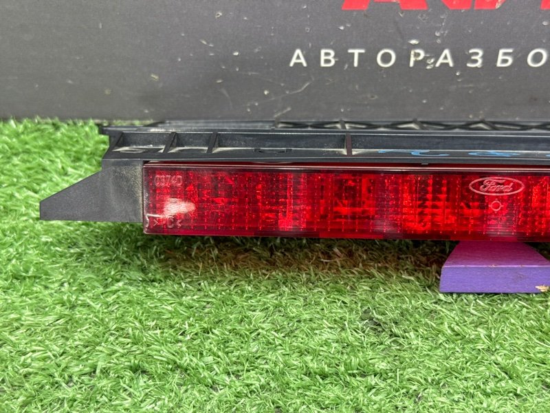 Стоп-сигнал дополнительный Ford Mondeo 3