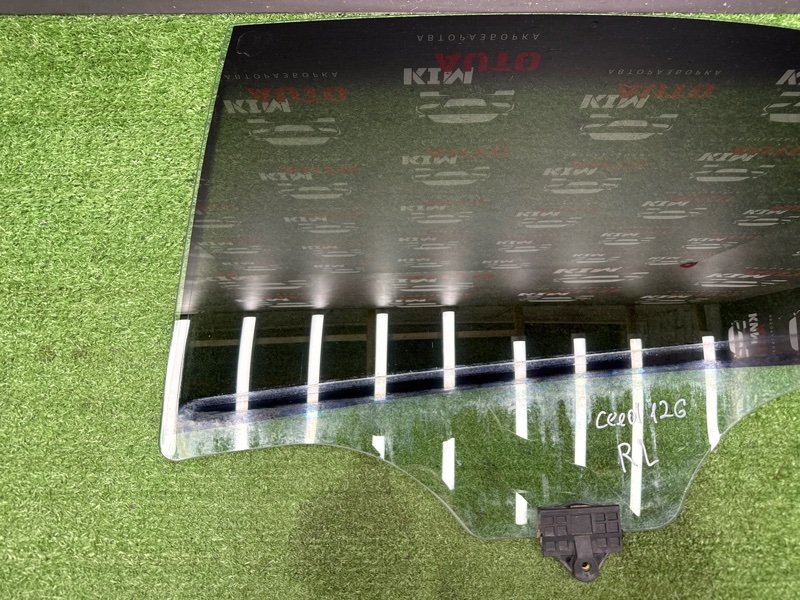 Стекло двери Kia Ceed 3 2018 CD