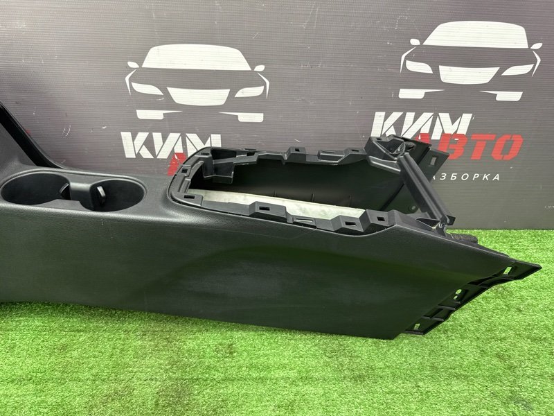 Центральная Консоль с подлокотником Kia Ceed 3 2018 CD