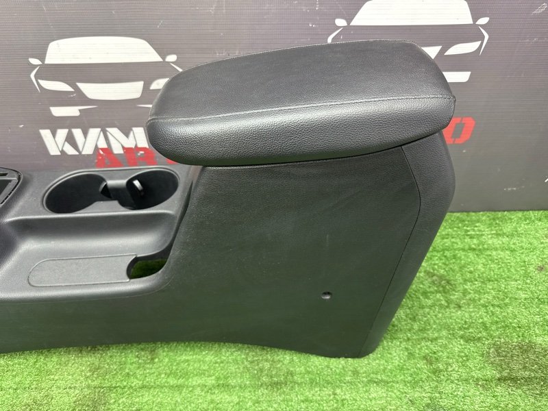 Центральная Консоль с подлокотником Kia Ceed 3 2018 CD
