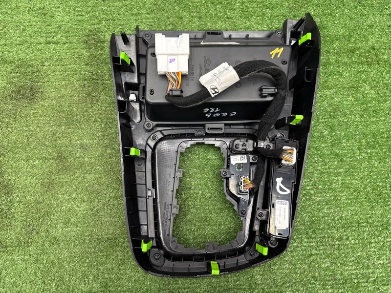 Накладка консоли АКПП Kia Ceed 3 2018 CD