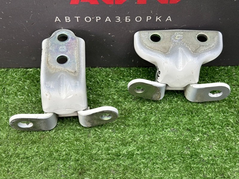 Петли двери Kia Ceed 3 2018 CD