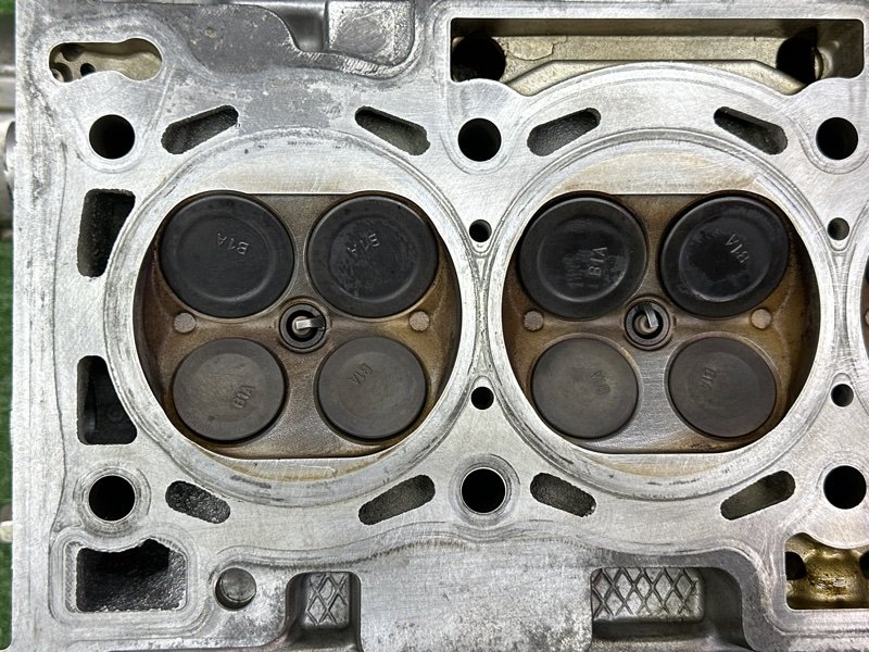 Головка блока цилиндров (ГБЦ) Mitsubishi Outlander