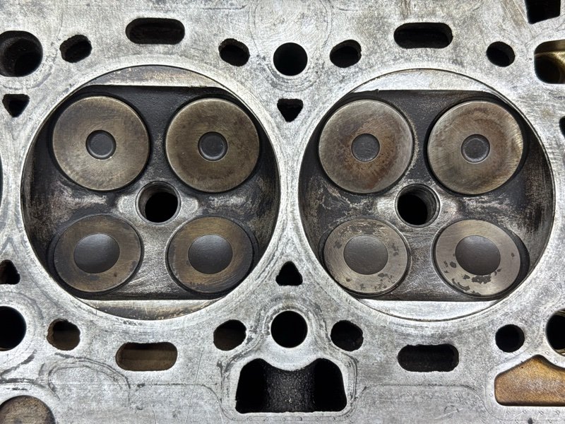 Головка блока цилиндров (ГБЦ) Opel Astra GTC H