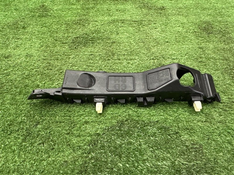 Кронштейн бампера Kia Ceed 3 2018 CD
