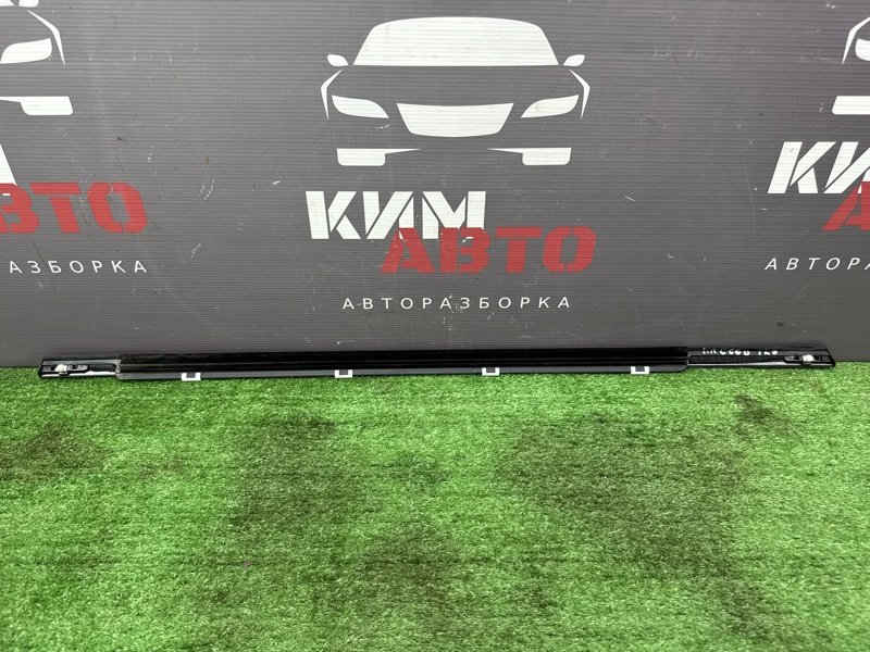 Уплотнитель стекла наружный(Бархотка) Хром Kia Ceed 3 2018 CD