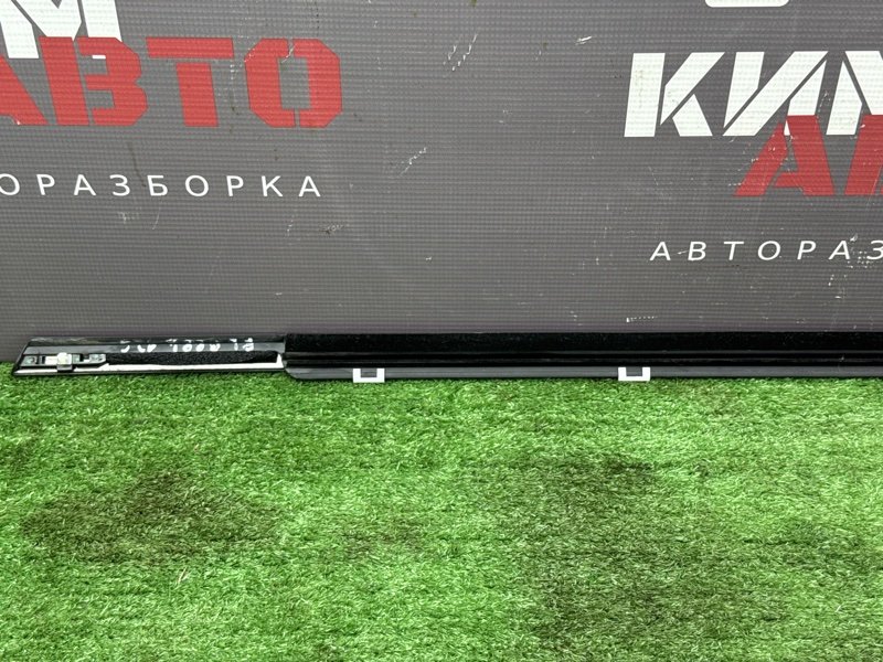 Уплотнитель стекла наружный(Бархотка) Хром Kia Ceed 3 2018 CD