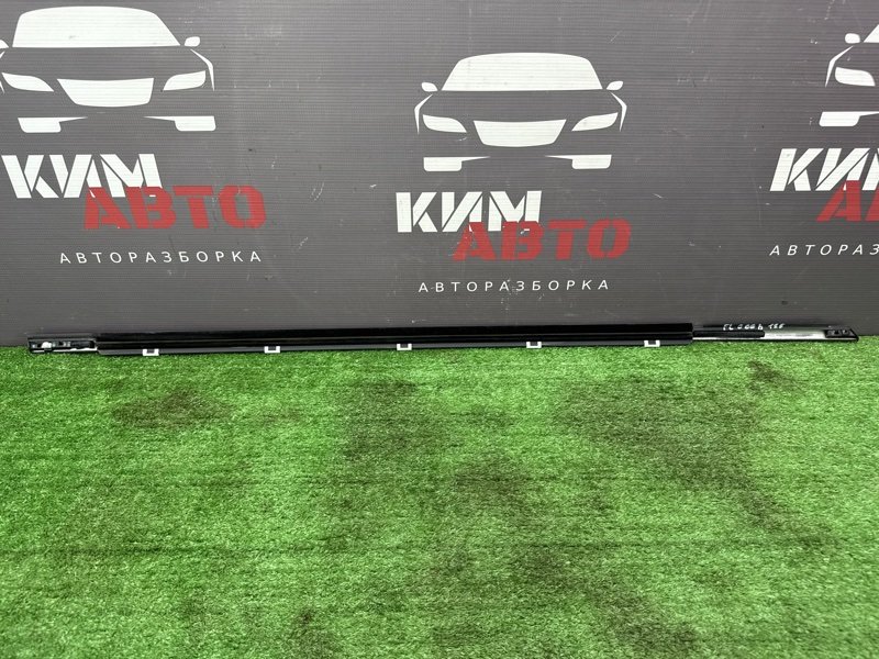 Уплотнитель стекла наружный(Бархотка) Хром Kia Ceed 3 2018 CD