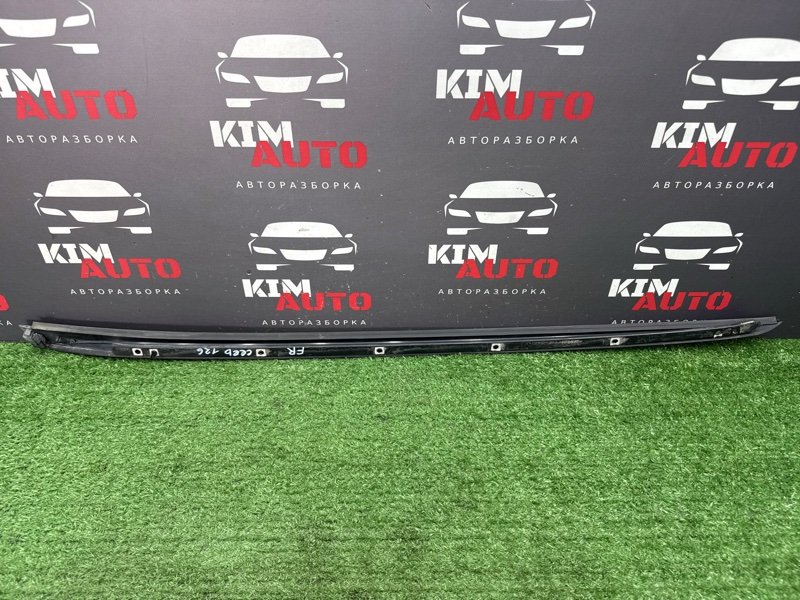 Молдинг лобового стекла Kia Ceed 3 2018 CD