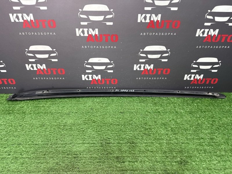 Молдинг лобового стекла Kia Ceed 3 2018 CD