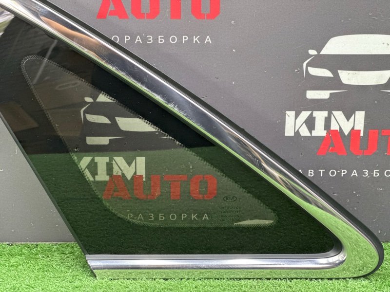Стекло глухое заднее Kia Ceed 3 2018 CD