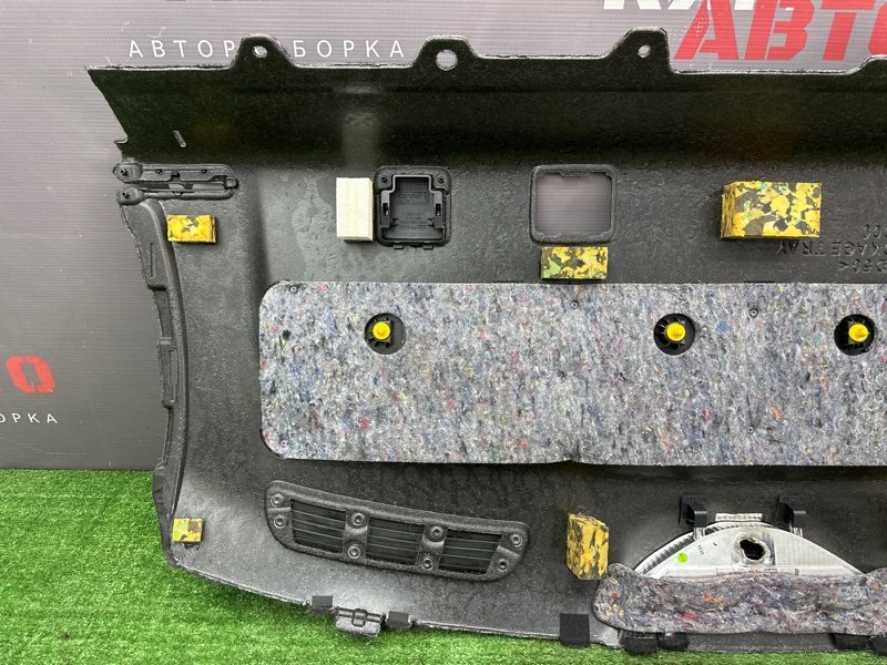 Задняя полка с дополнительным стоп сигналом Kia Rio 4 2019 FB