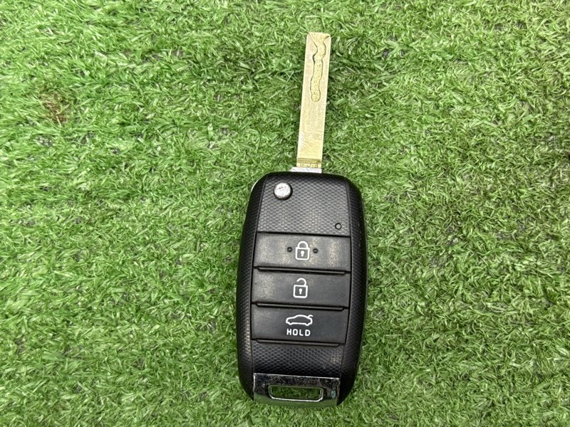 Замок зажигания с ключом(2шт.), личинкой двери Kia Rio 4 2019 FB