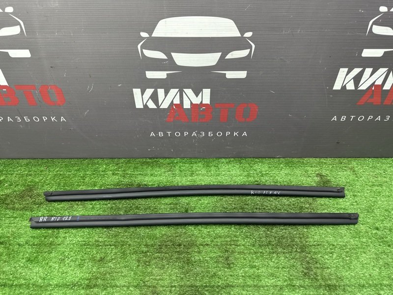 Уплотнитель стекла(бархотка) внутренний Kia Rio 4 2019 FB