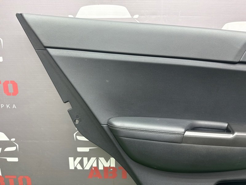 Обшивка двери Kia Sportage 4 2017