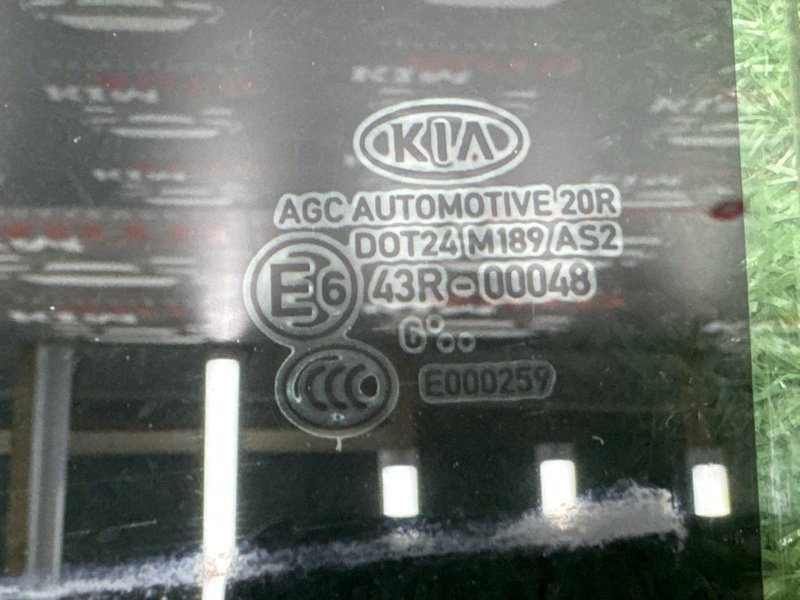Стекло двери Kia Sportage 4 2017