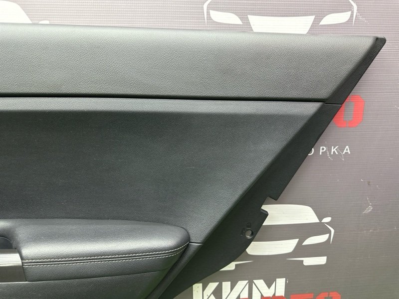Обшивка двери Kia Sportage 4 2017
